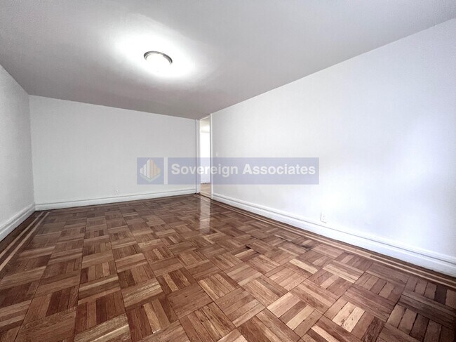 Building Photo - 400 Fort Washington Avenue