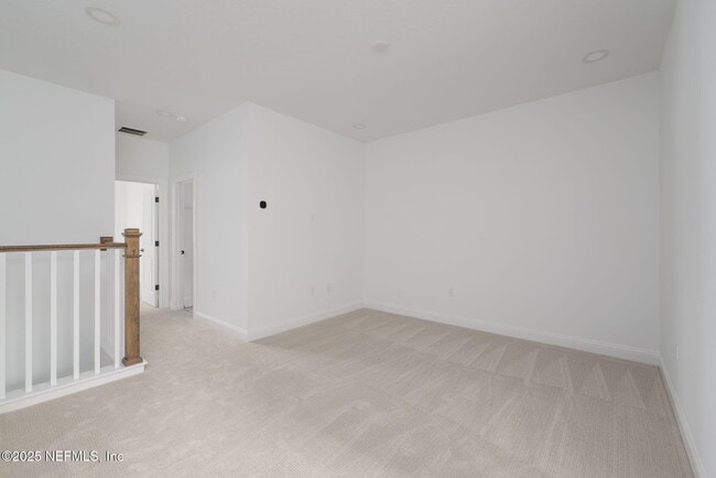 Building Photo - 65 Delwood Wy