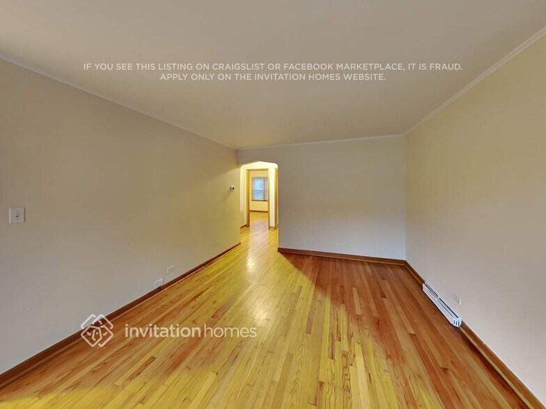 Building Photo - 10933 S Tripp Ave