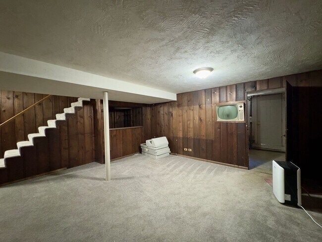 Building Photo - Charming 4 Bedroom/3.5 Bathroom Detached Home in Homeland, MD!