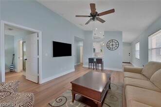 Building Photo - 26729 Little John Ct