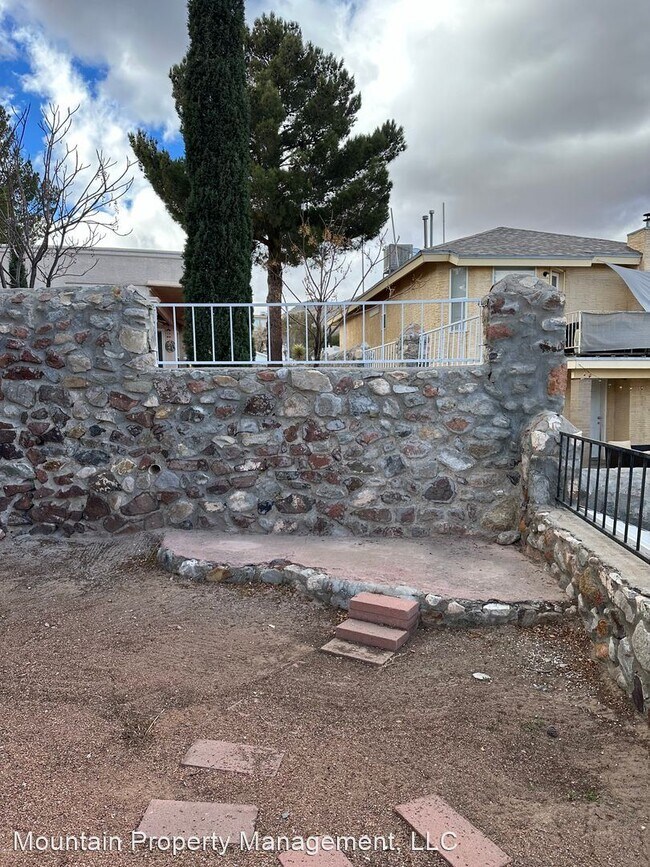 Building Photo - 2 br, 2 bath House - 6829 Ridge Top Dr