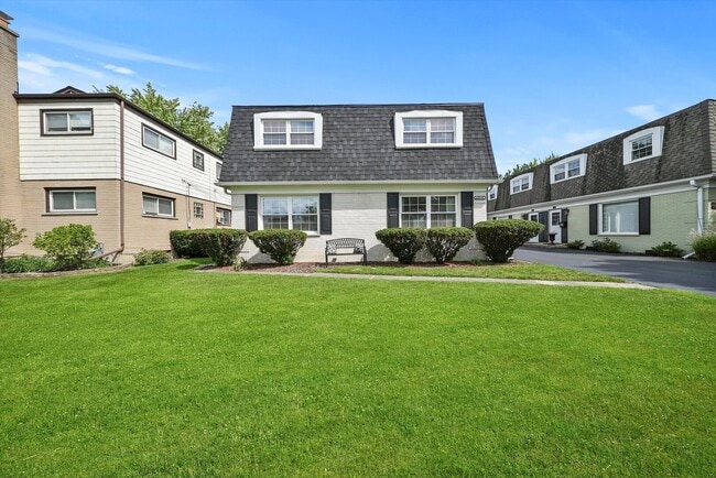 Building Photo - 4407 Howard Ave