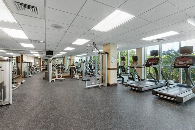 Building Photo - 3720 S Ocean Blvd