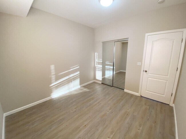Building Photo - 2774 Gilham Ct