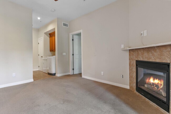 Building Photo - 27112 Sugar Pine Dr