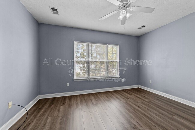Building Photo - 119 Fountain Pointe Ln