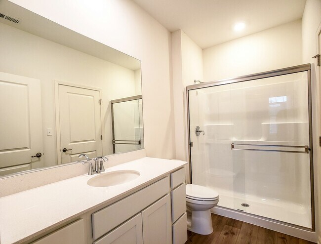 Building Photo - 14347 Clover Ave