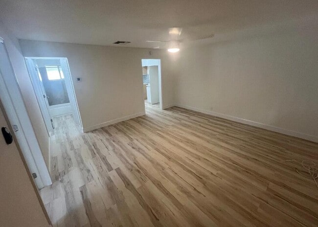 Building Photo - 240 NE 12th St