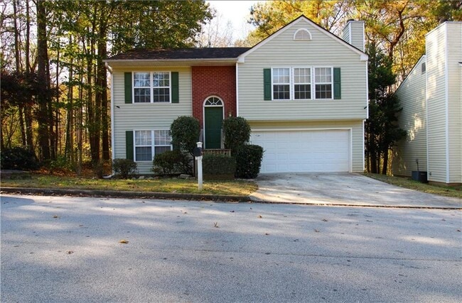 Building Photo - 2363 Mills Bend