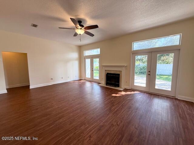 Building Photo - 440 Crescent Pond Dr