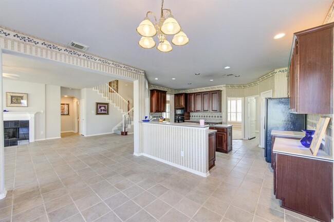 Building Photo - 19230 Canyon Bay Dr