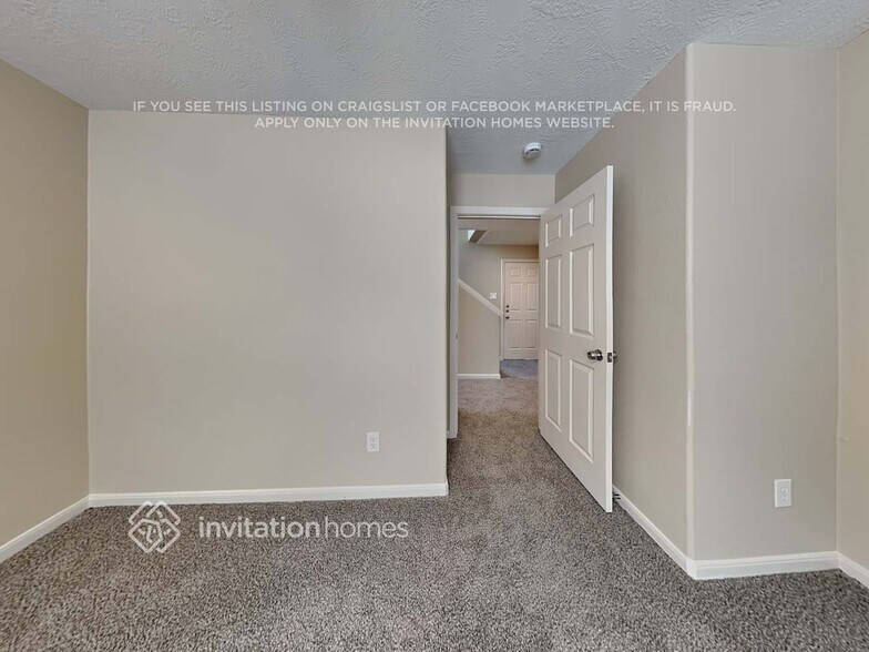 Building Photo - 12226 South Palm Lake Drive