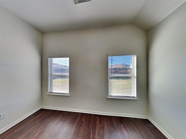 Building Photo - 21927 Saragosa Pond Ln