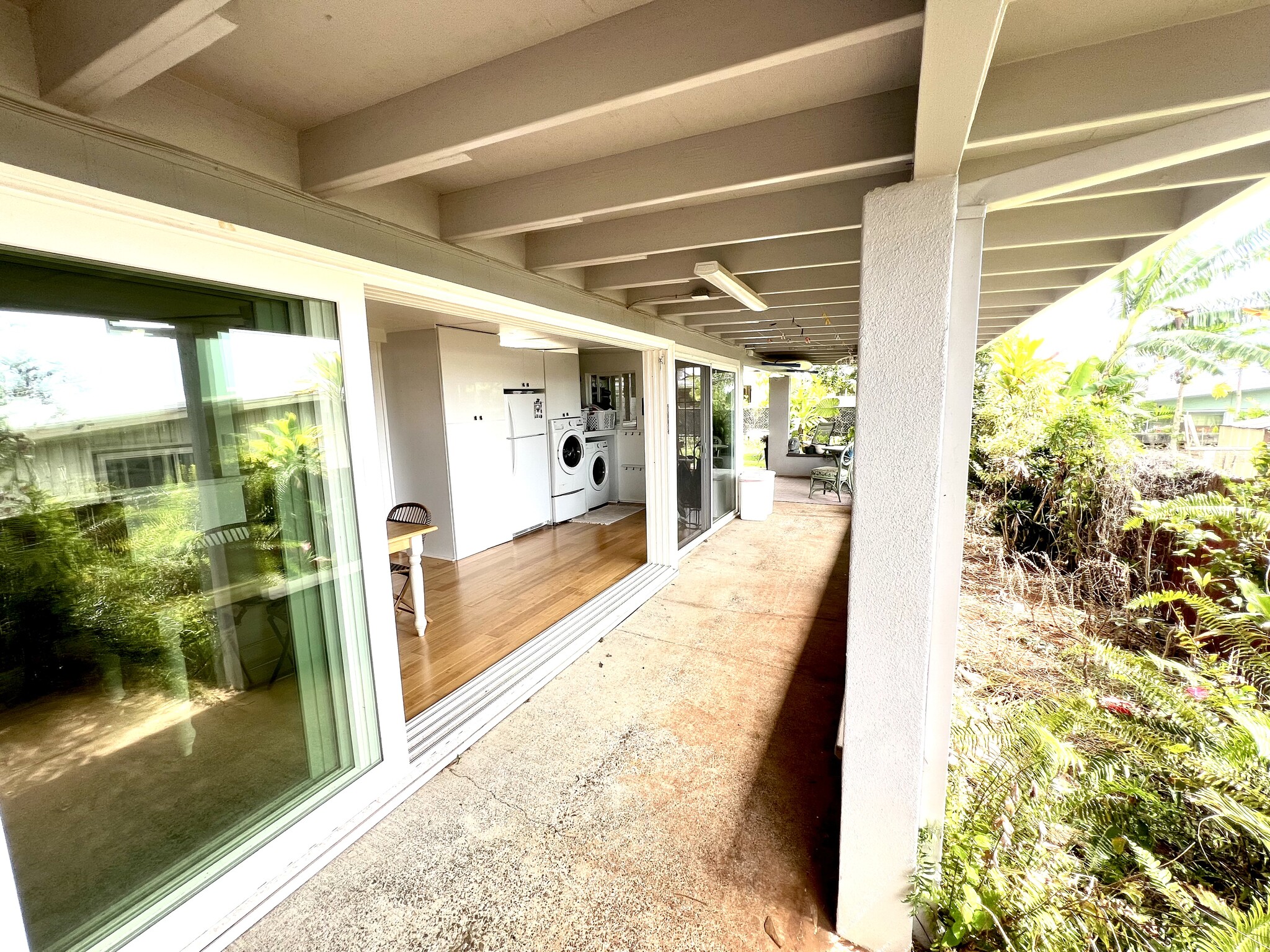 Building Photo - 2015 Komo Mai Dr