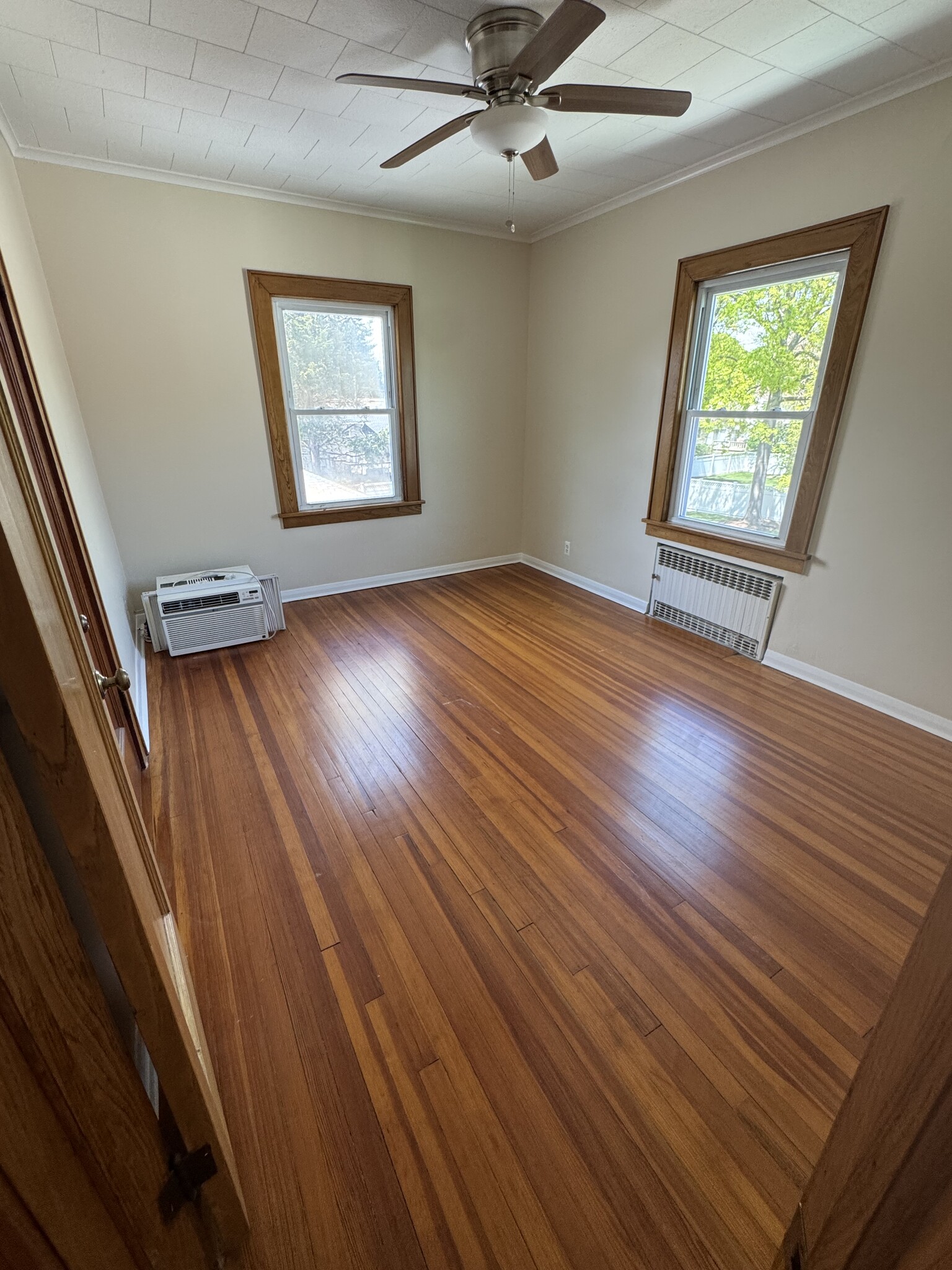 Bedroom 1 - 510 Lincoln Ave