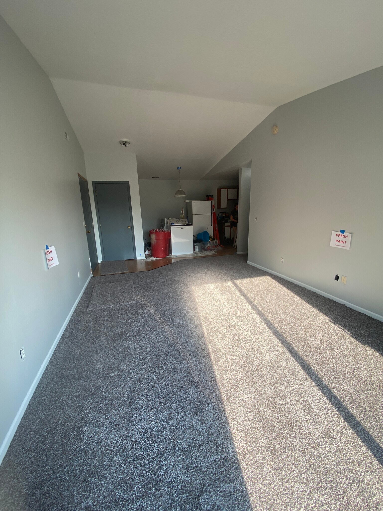 Building Photo - 7483 Crosscreek Dr