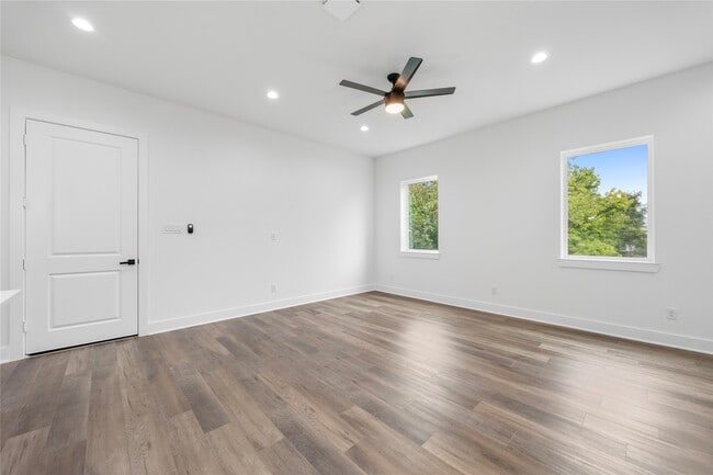 Building Photo - 6812 Tuskegee St