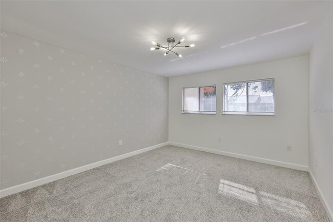 Building Photo - 1620 58th Ave S