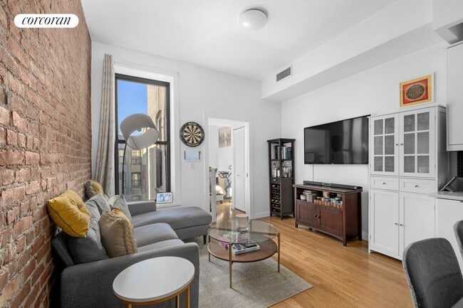 Primary Photo - 922 Prospect Pl