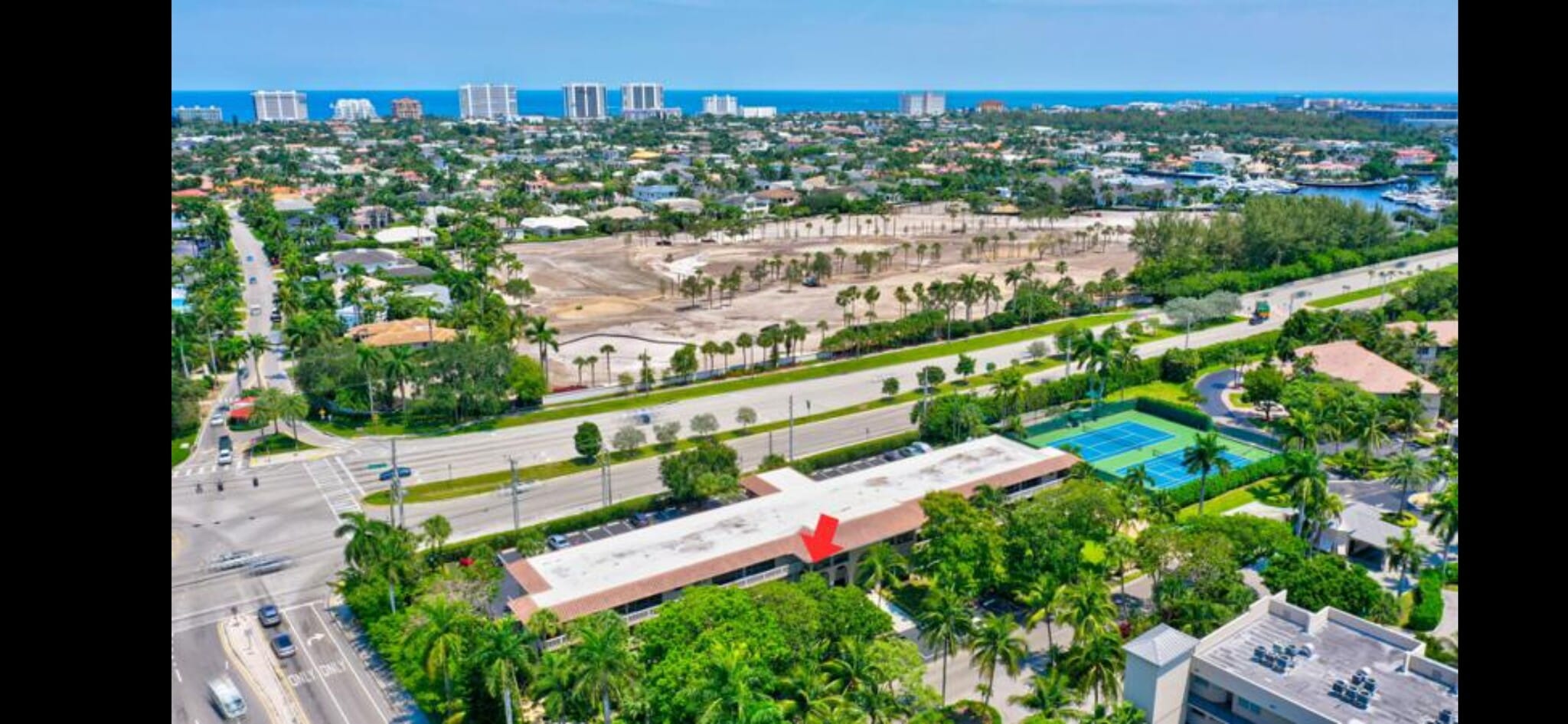 Building Photo - 100 Royal Palm Way