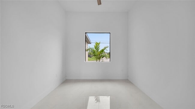 Building Photo - 1713 NW 2nd St