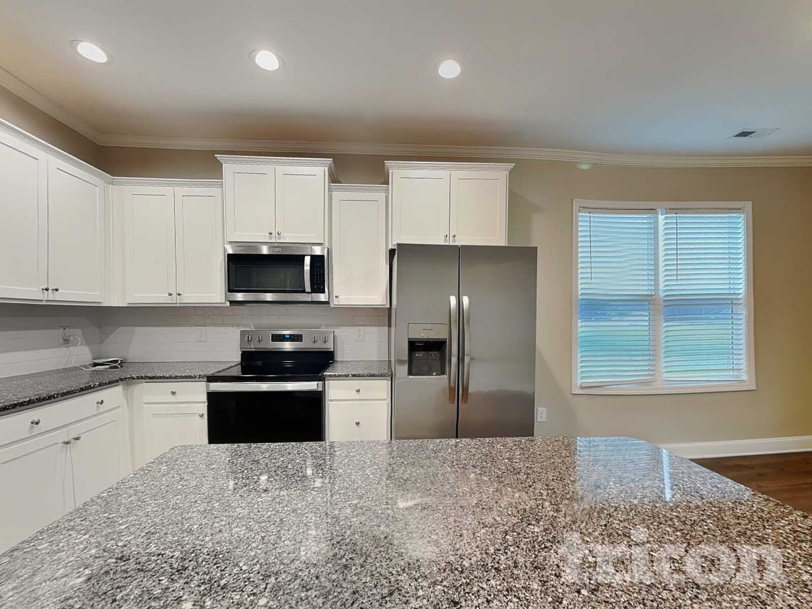 Building Photo - 100 E Goodwin Chase Ln