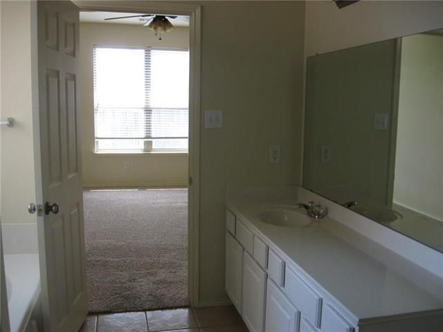 Building Photo - 13240 Padre Ave