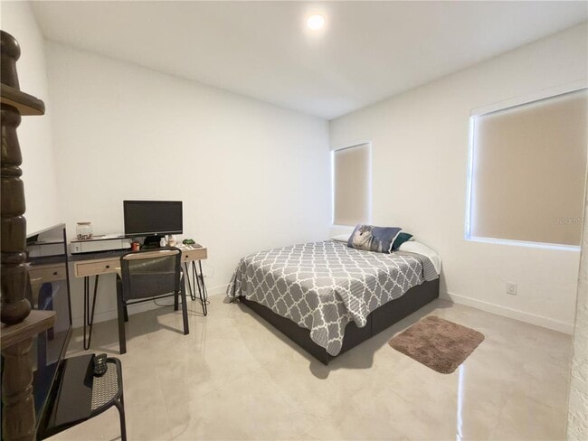 Building Photo - 6380 Chorus Dr