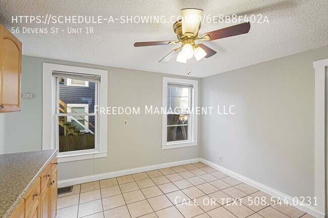 Building Photo - 56 Devens St