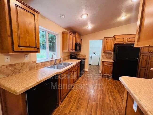 Building Photo - 21814 NE Cedar Creek Rd