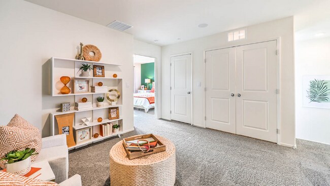 Building Photo - 4934 Fern Mesa Ave