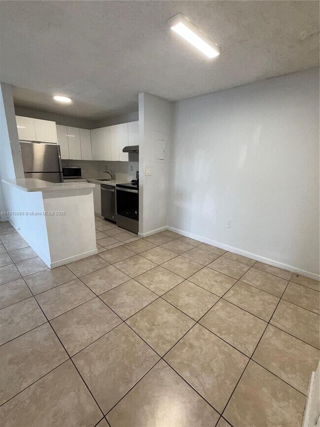 Building Photo - 15600 SW 80th St