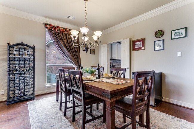 Building Photo - GORGEOUS HOME IN BELTERRA WITH SPARKLING POOL & SERVICE INCLUDED