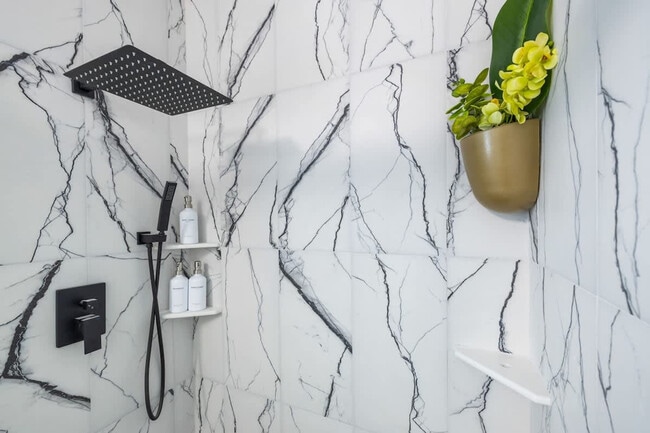 Building Photo - 10366 NW 15th St