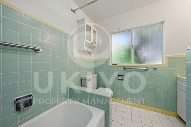 Building Photo - 1959 Cortereal Ave