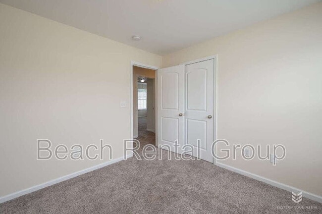 Building Photo - 1821 Ambridge Dr