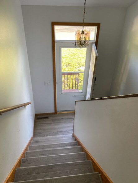 Building Photo - 816 Spellman St
