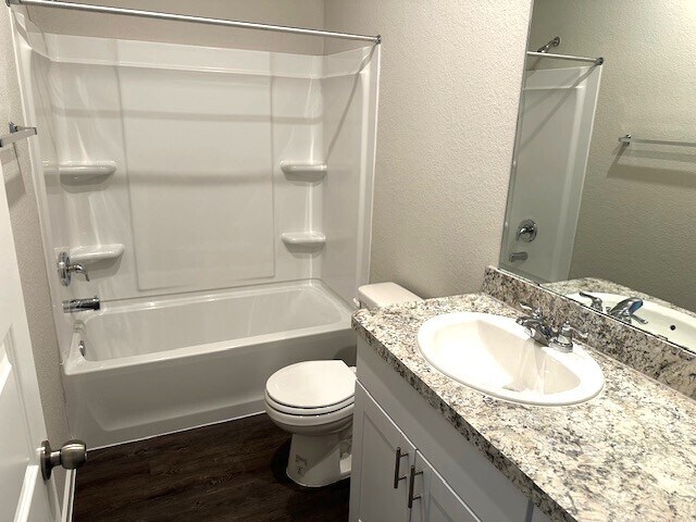 Building Photo - 21723 Springhill Grove Ln