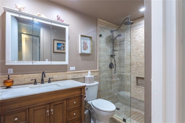 Building Photo - 5055 Collins Ave