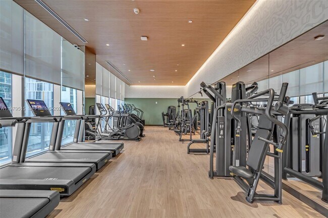 Building Photo - 77 SE 5th St