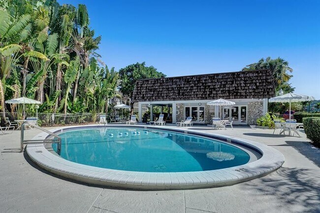 Building Photo - 3101 Oakland Shores Dr