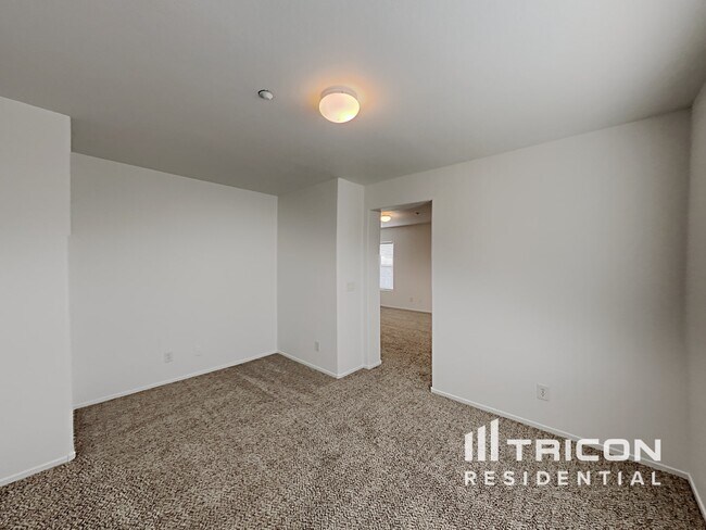 Building Photo - 7608 Symmetry Ct