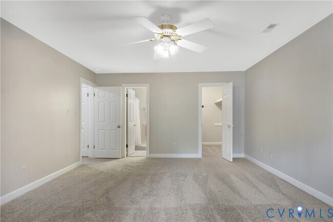 Building Photo - 107 Oak Ridge Ct