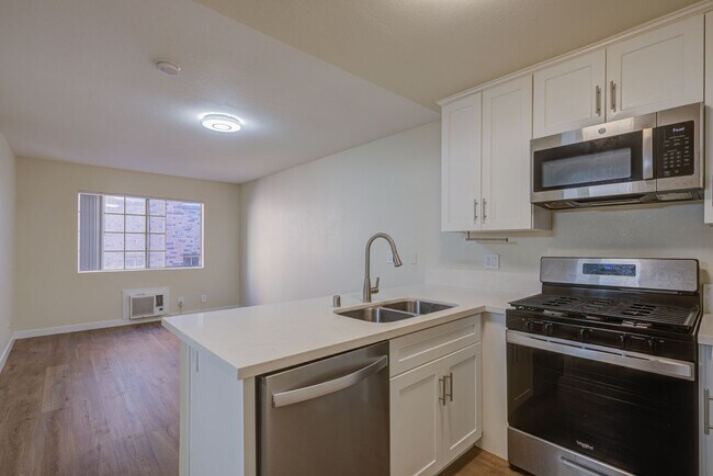 Building Photo - Hoover Street Residences