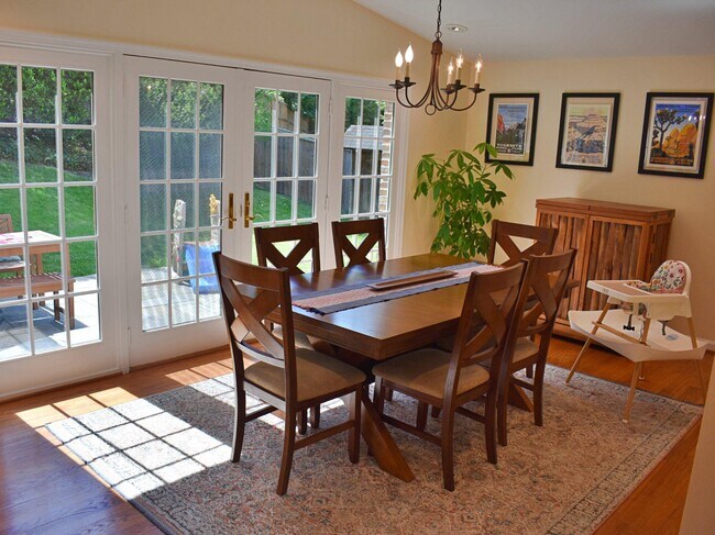 Building Photo - 8097 Winding Way Ct