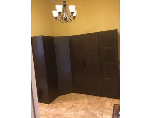 Building Photo - 100 Captains Row