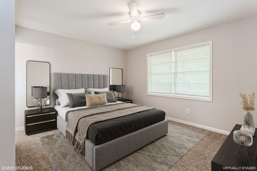 Bedroom 1 Classic Townhome - 2400 Blue Harmony