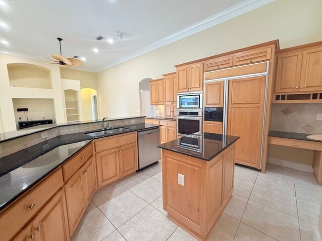 Building Photo - 4157 Castle Gate Dr