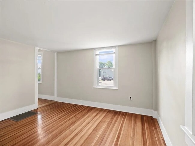 Building Photo - 27-29 Kilby St